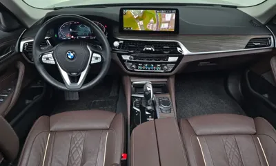 BMW 5-Series 2023, 31290 км, за 25352.65 USD - фото 7