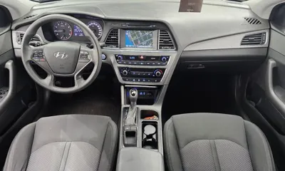 Hyundai Sonata 2015, 72620 км, за 5665.17 USD - фото 7