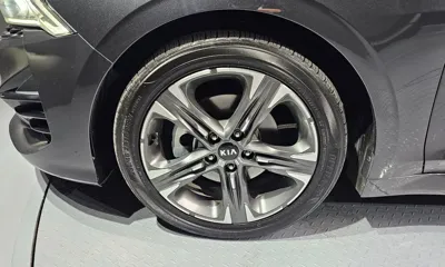 Kia K5 2020, 108061 км, за 11074.92 USD