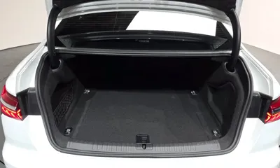 Audi A6 2021, 41176 км, за 29362.4 USD - фото 20