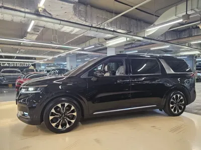 Kia Canival 2023, 70233 км, за 18762.22 USD