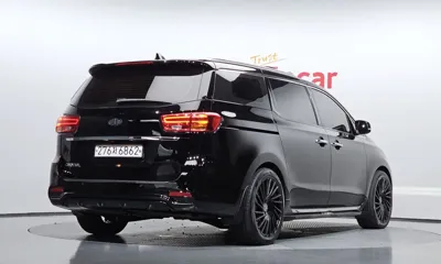 Kia Canival 2020, 97986 км, за 11644.56 USD
