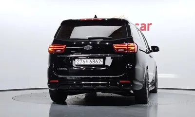 Kia Canival 2020, 97986 км, за 11644.56 USD
