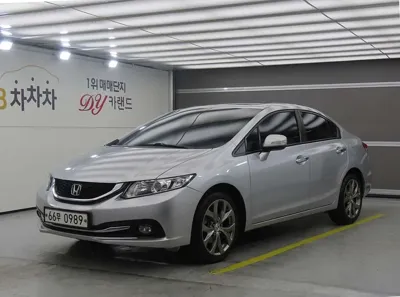 Honda Civic · 2015 год