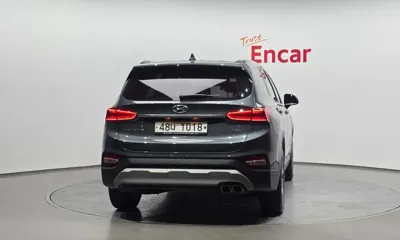Hyundai Santafe 2019, 94041 км, за 10994.02 USD