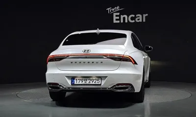 Hyundai Grandeur 2020, 62315 км, за 14260.59 USD