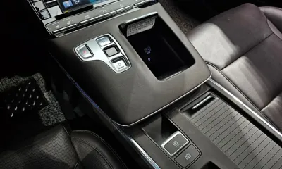 Hyundai Grandeur 2020, 62315 км, за 14260.59 USD - фото 9