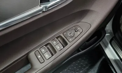 Hyundai Grandeur 2020, 62315 км, за 14260.59 USD - фото 27