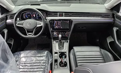 Volkswagen Passat 2021, 73434 км, за 18800.43 USD - фото 7