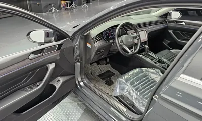 Volkswagen Passat 2021, 73434 км, за 18800.43 USD - фото 10