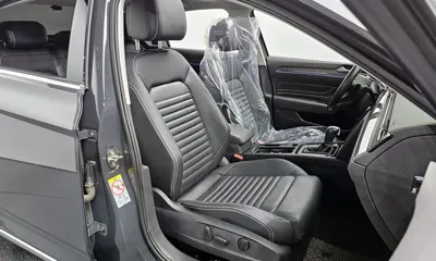 Volkswagen Passat 2021, 73434 км, за 18800.43 USD - фото 11