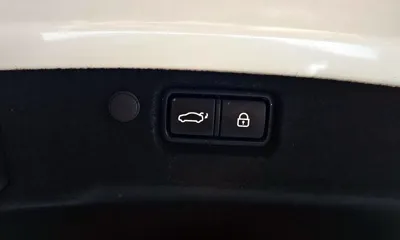 Kia K7 2020, 128449 км, за 10181.29 USD - фото 20