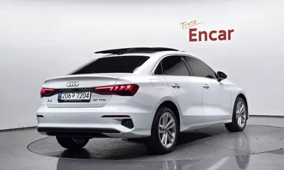 Audi A3 2022, 33067 км, за 17112.65 USD
