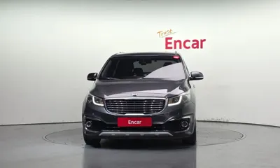 Kia Canival 2017, 117650 км, за 7488.44 USD