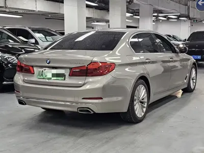 BMW 5 Series New Energy 2019, 74000 км, за 18604.92 USD