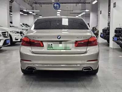 BMW 5 Series New Energy 2019, 74000 км, за 18604.92 USD