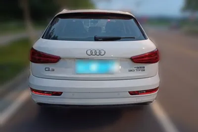 Audi Q3 2017, 82800 км, за 8905 USD