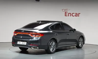Hyundai Grandeur 2018, 92156 км, за 10831.04 USD
