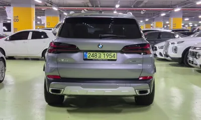 BMW X5 2025, 4961 км, за 64495.15 USD