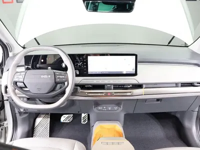 Kia EV3 2025, 44374 км, за 21491.87 USD - фото 7