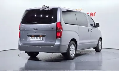 Hyundai Starex 2018, 96316 км, за 10444.22 USD