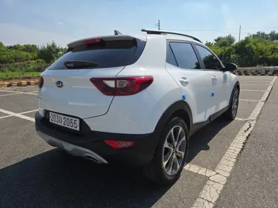 Kia Stonic 2019, 131006 км, за 6039.12 USD - фото 6