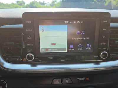 Kia Stonic 2019, 131006 км, за 6039.12 USD - фото 12
