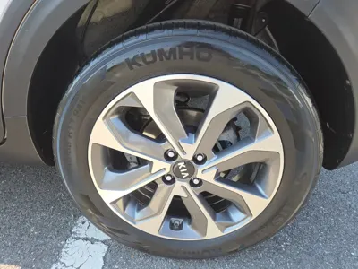 Kia Stonic 2019, 131006 км, за 6039.12 USD - фото 19