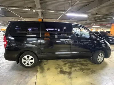 Hyundai Starex 2017, 150966 км, за 6830.61 USD