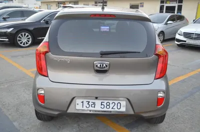 Kia Morning 2015, 98500 км, за 3150.85 USD