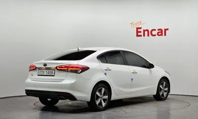 Kia K3 2018, 121405 км, за 5146.58 USD
