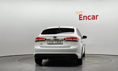 Kia K3 2018, 121405 км, за 5146.58 USD