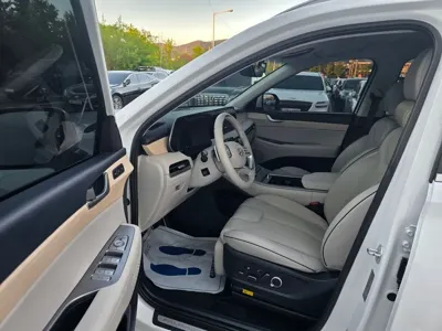 Hyundai Palisade 2023, 54128 км, за 24937.64 USD - фото 8