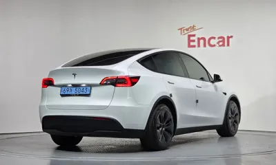 Tesla Model Y 2024, 32184 км, за 26632.8 USD