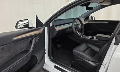 Tesla Model Y 2024, 32184 км, за 26587.78 USD - фото 10