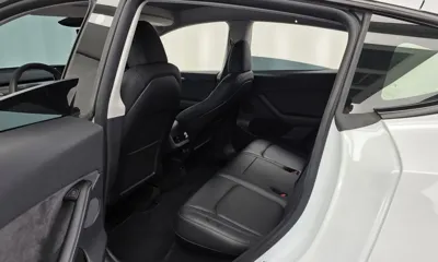 Tesla Model Y 2024, 32184 км, за 26587.78 USD - фото 26