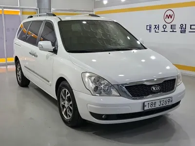 Kia Canival 2014, 124097 км, за 3635.65 USD