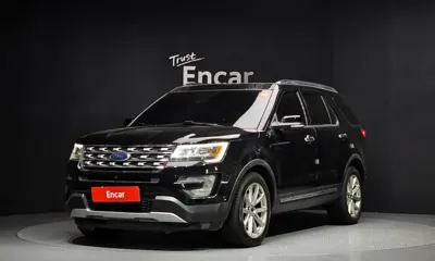 Ford Explorer · 2017 год