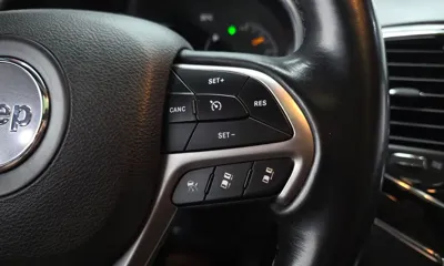 Jeep Cherokee 2021, 72470 км, за 14638.31 USD - фото 29