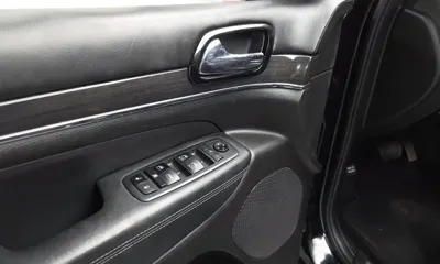 Jeep Cherokee 2021, 72470 км, за 14638.31 USD - фото 31