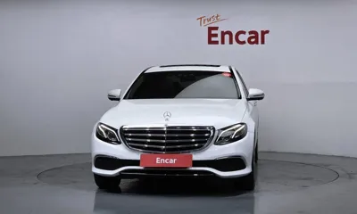 Mercedes-Benz E-Class 2018, 50906 км, за 18442.64 USD