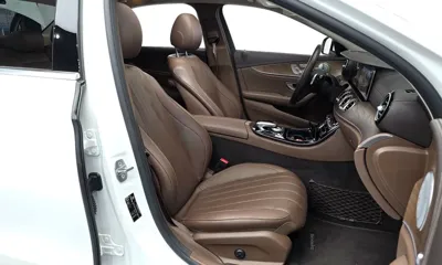 Mercedes-Benz E-Class 2018, 50906 км, за 18314.3 USD - фото 10