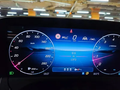 Mercedes-Benz E-Class 2024, 1500 км, за 44928.97 USD - фото 20