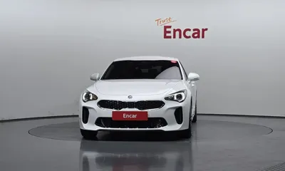 Kia Stinger 2018, 54210 км, за 12167.85 USD