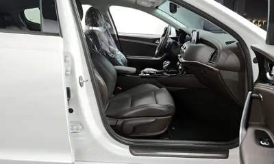 Kia Stinger 2018, 54210 км, за 12167.85 USD - фото 11