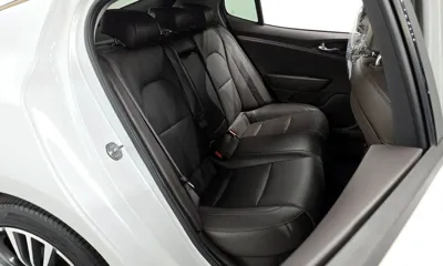 Kia Stinger 2018, 54210 км, за 12167.85 USD - фото 12
