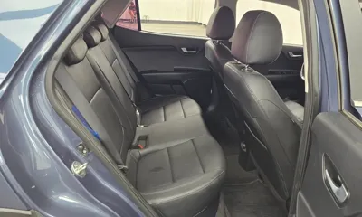 Kia Stonic 2018, 39258 км, за 8196.73 USD - фото 11