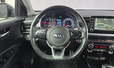Kia Stonic 2018, 39258 км, за 8196.73 USD - фото 12