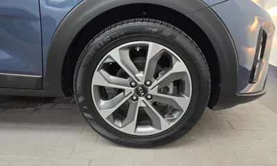 Kia Stonic 2018, 39258 км, за 8196.73 USD - фото 21