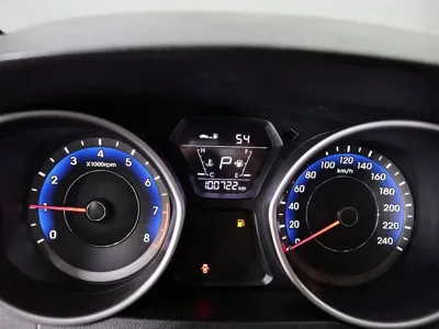 Hyundai Avante 2014, 100715 км, за 3216.49 USD - фото 6
